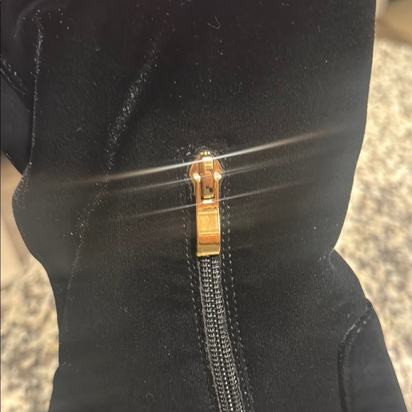 🆕 Beautiful Smash Rocco Chunky Heel Black Velvet Ankle Boots. 11. NWOT!!💥 - Picture 5 of 6